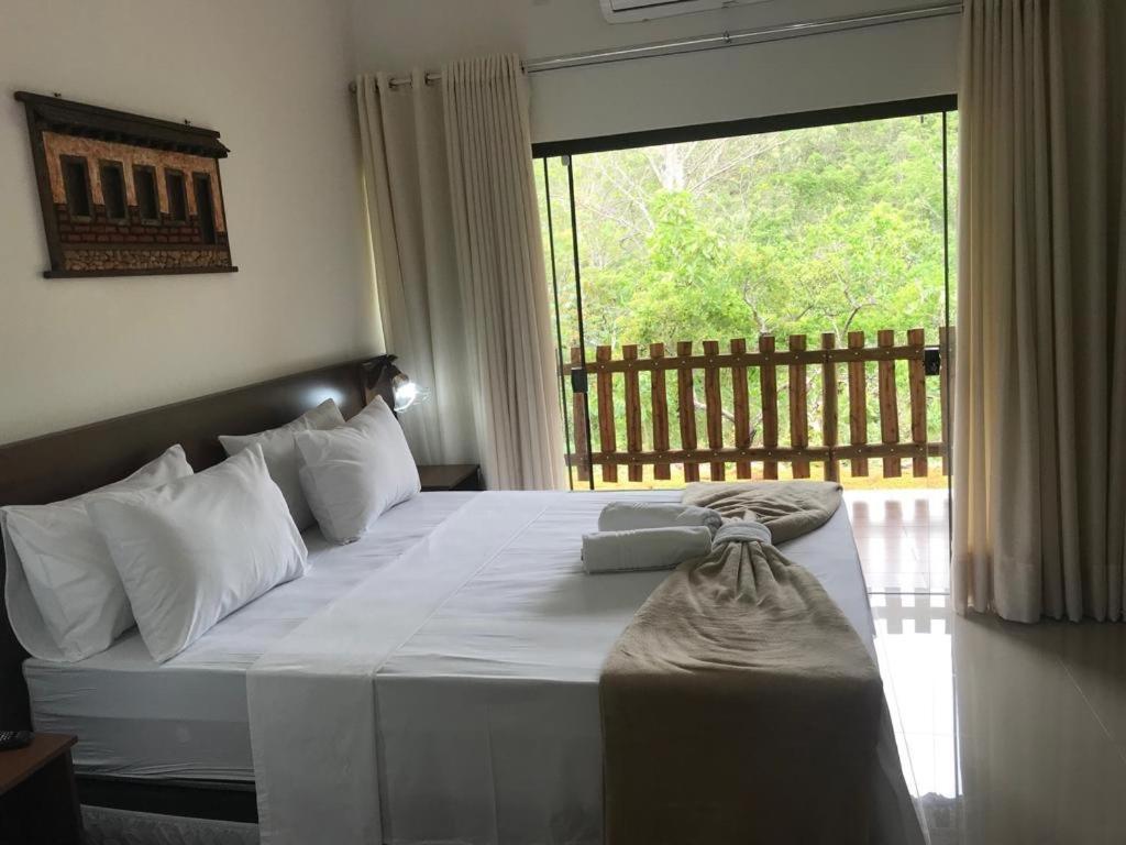 Pousada Cachoeira Paraiso Пиренополис Экстерьер фото